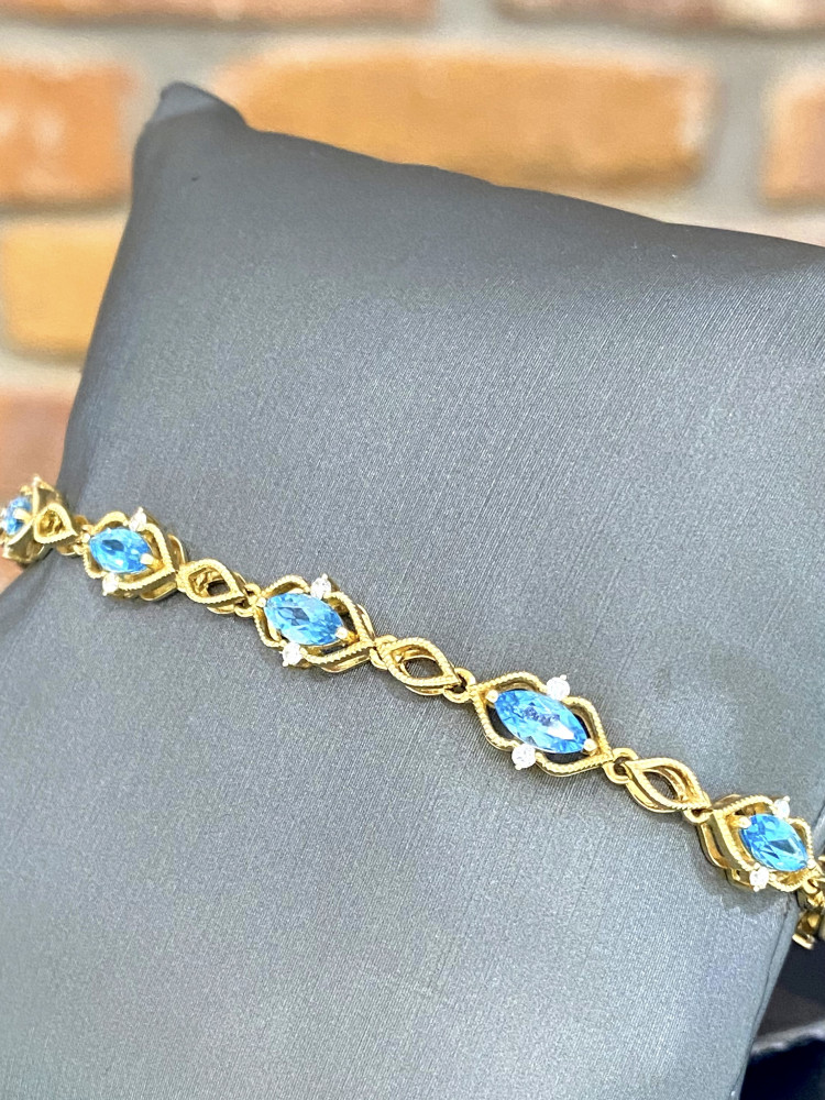 Yellow Gold Diamond & Blue Topaz Bracelet