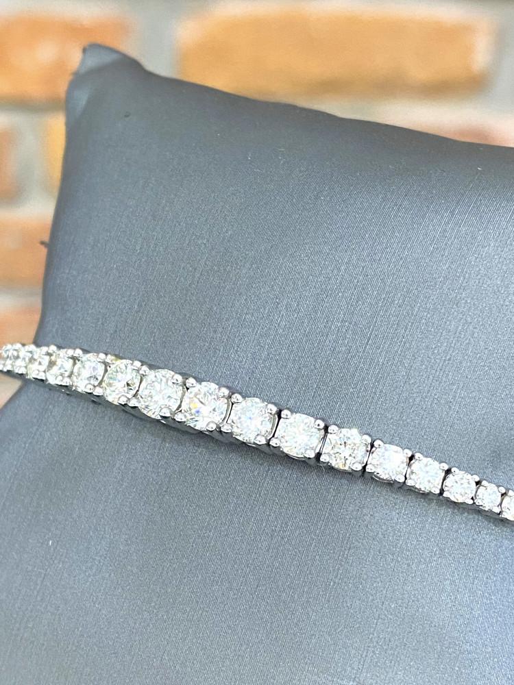 White Gold Diamond Flex Bangle