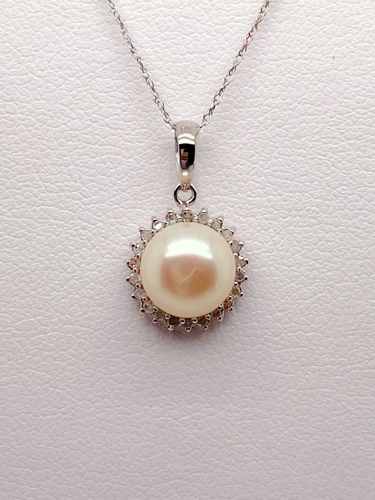 Pearl Diamond Pendant