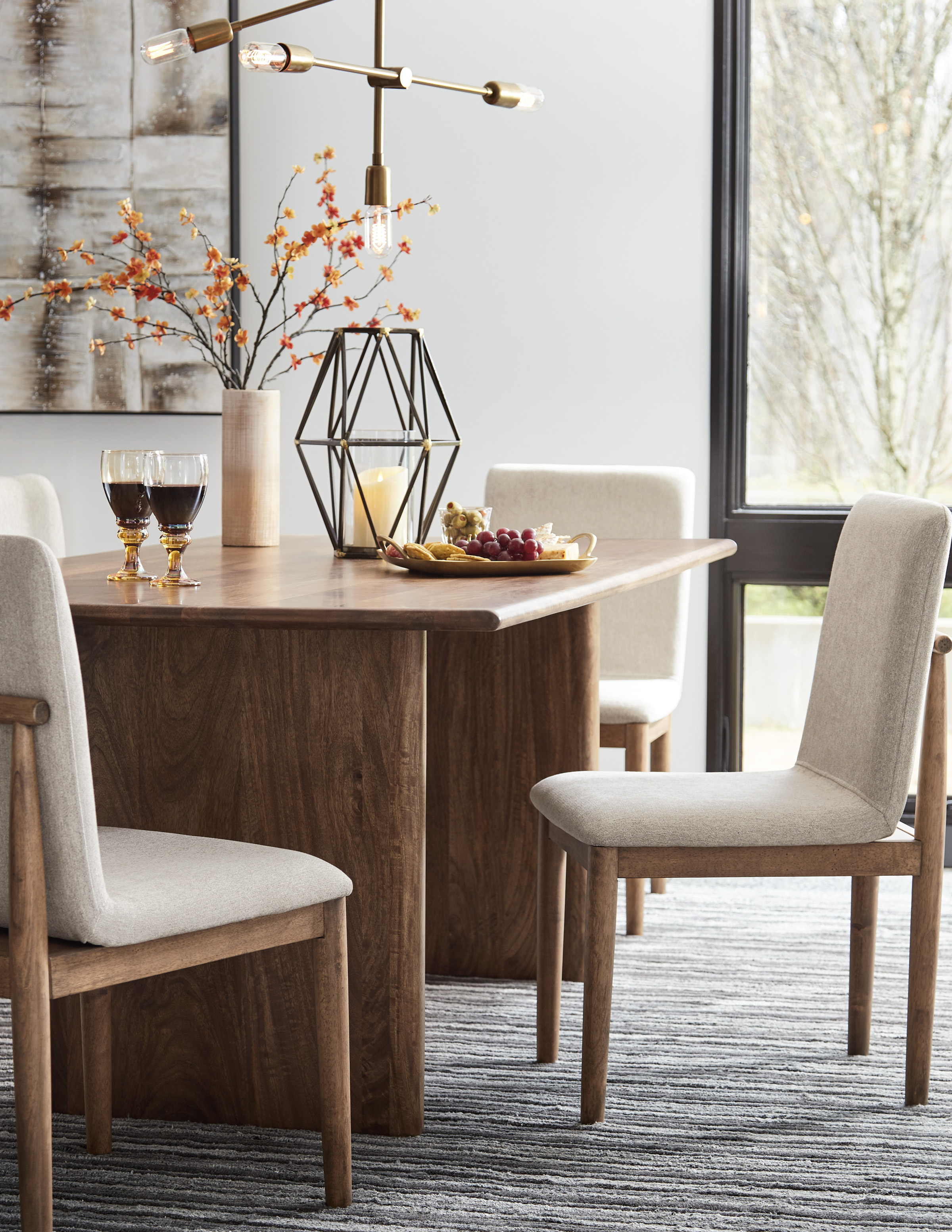 Isanti 6 chair Dining Set Dining Room Elements