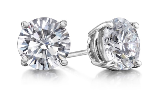 Reasons To Buy Diamonds for Your Special Someone at Woodard's Diamond & Design