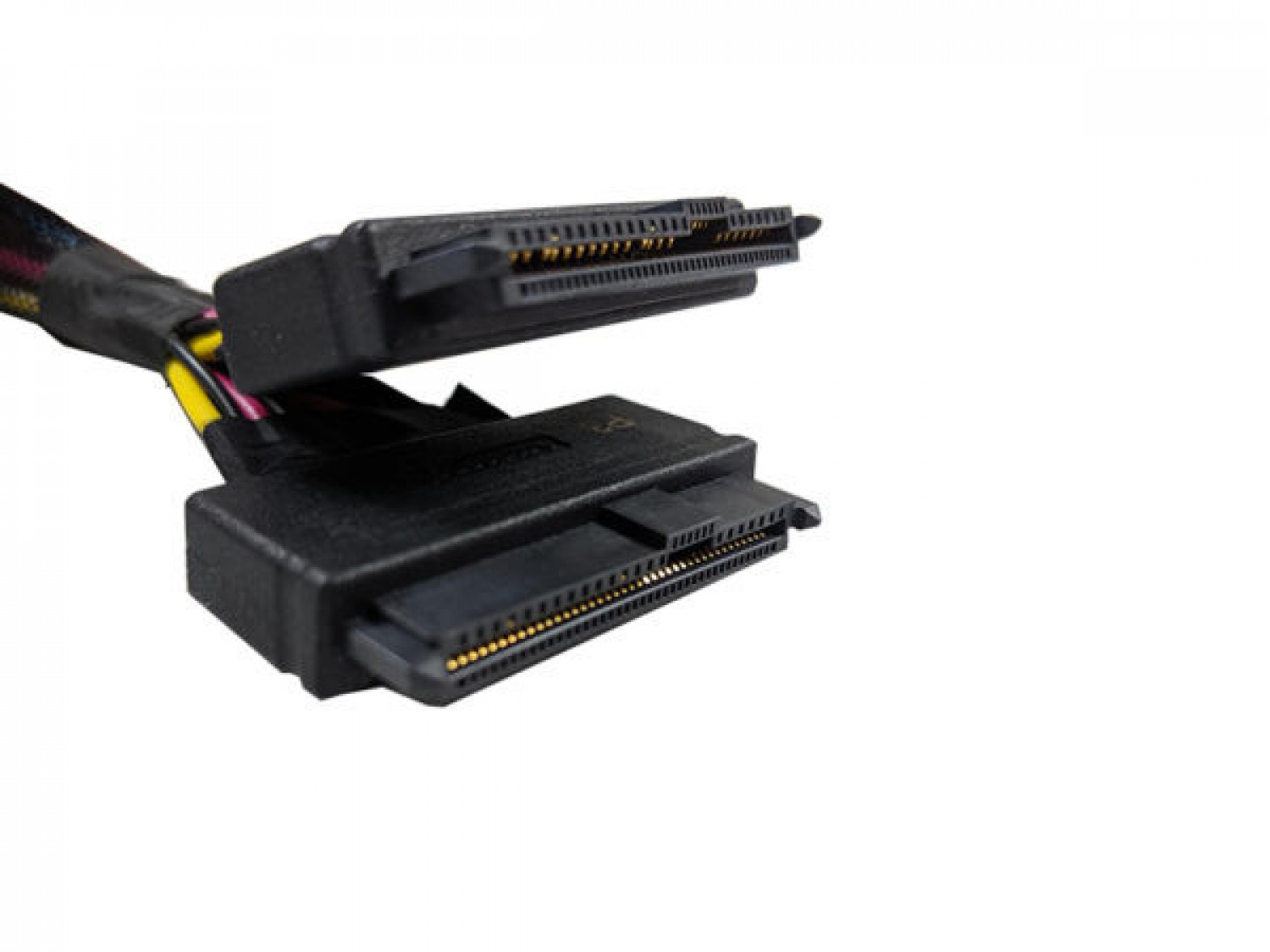 Gen4 SlimSAS x8 (SFF-8654) to *2 PCIe Drive Receptacle (SFF-8639